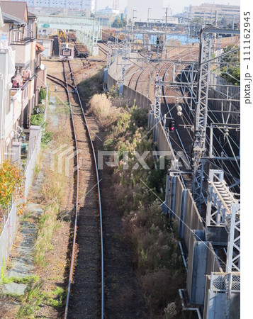 東京都江東区塩浜の東京レールセンターの引き込み線 111162945