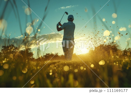 golf player in the green field 111169177