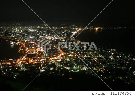 函館山から見た函館の夜景 111174850