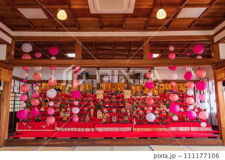 春の堤治神社、美濃地の雛祭〈愛知県一宮市〉 111177106