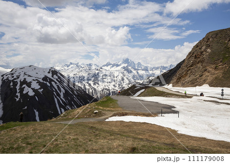View on the mountains with snow on the Furka Pass in Switzerland 111179008