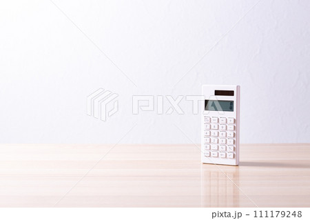 0が表示された電卓 0が表示された電卓 111179248