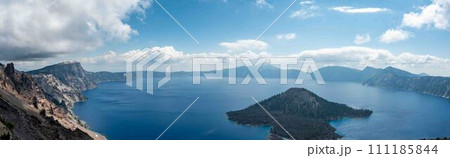 Panoramic view of Crater Lake and Wizard Island in Oregon  111185844