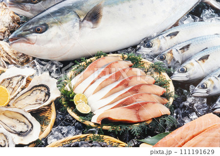 新鮮な魚 111191629
