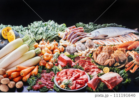 食材盛り合わせ　海産物　肉　野菜 111191640