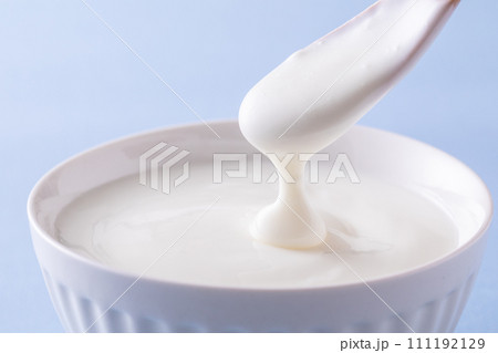 ヨーグルト 111192129