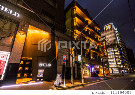 日本の東京都市景観 早朝の錦糸町・ホテル街などを望む。賑わう不夜城…=2月2日、朝6時過ぎ 日本の東京都市景観 早朝の錦糸町・ホテル街などを望む。賑わう不夜城…=2月2日、朝6時過ぎ 111194609