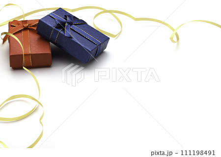 プレゼント ギフトボックス イメージ素材 111198491