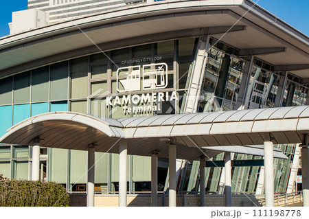 神戸港遊覧船乗り場のターミナルかもめりあ 111198778