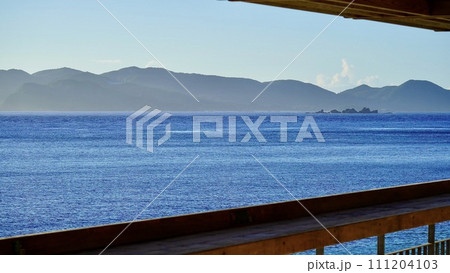 沖縄県慶良間諸島阿嘉島のニシバマテラスから見た風景 沖縄県慶良間諸島阿嘉島のニシバマテラスから見た風景 111204103