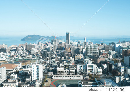 香川県庁舎から高松市街地の眺め(2024年1月撮影) 香川県庁舎から高松市街地の眺め(2024年1月撮影) 111204364