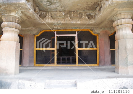 インド 世界遺産アジャンター石窟群 インド 世界遺産アジャンター石窟群 111205116