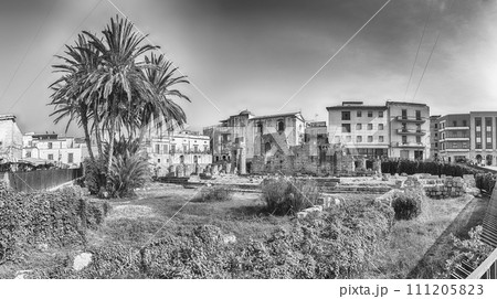 Temple of Apollo, landmark on Ortygia Island, Syracuse, Sicily, Italy 111205823
