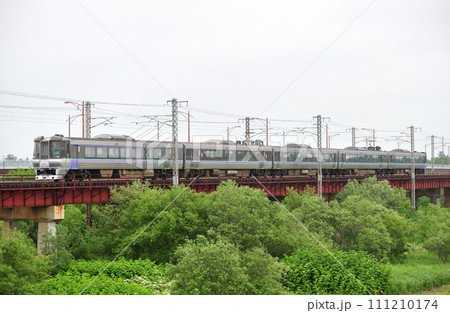 函館本線 豊幌ー江別 JR北海道 785系 NE-3編成(札幌) スーパーカムイ 函館本線 豊幌ー江別 JR北海道 785系 NE-3編成(札幌) スーパーカムイ 111210174