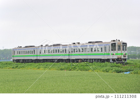 札沼線 石狩太美ーあいの里公園 JR北海道 キハ143+キサハ143+キハ143(苗穂) 札沼線 石狩太美ーあいの里公園 JR北海道 キハ143+キサハ143+キハ143(苗穂) 111211308