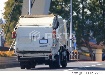 塵芥車 (ゴミ収集車)  イメージ 111212789