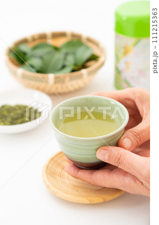 緑茶と茶葉 111215363
