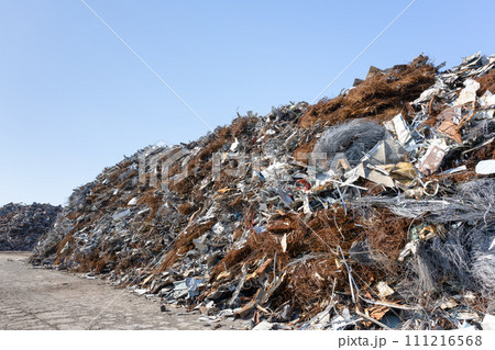産業廃棄物置き場 ごみ山 スクラップ 産業廃棄物置き場 ごみ山 スクラップ 111216568