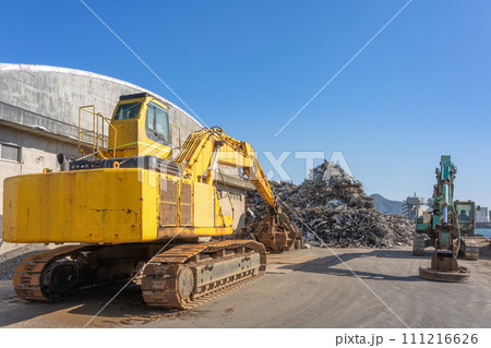 産業廃棄物置き場　ごみ山　スクラップ 111216626