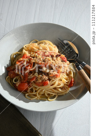 ツナとミニトマトのパスタ ツナとミニトマトのパスタ 111217884