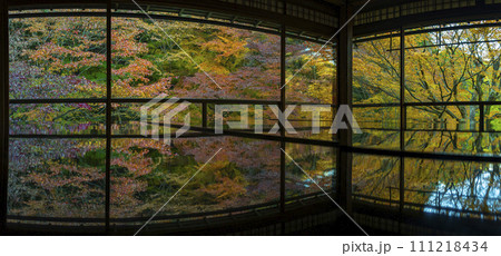 瑠璃光院のパノラマ風景 111218434