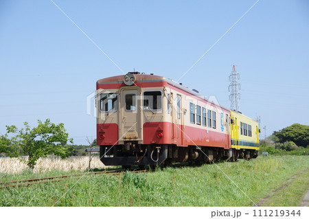 いすみ鉄道 キハ20形といすみ300形 111219344