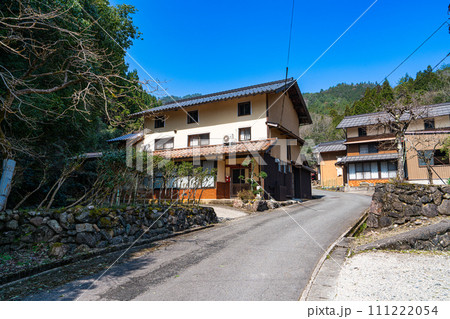 【重要伝統的建造物群保存地区】大屋町大杉 春の養蚕住宅の風景13 兵庫県養父市 【重要伝統的建造物群保存地区】大屋町大杉 春の養蚕住宅の風景13 兵庫県養父市 111222054