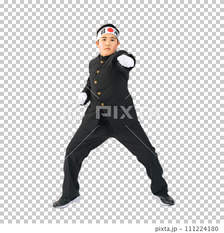エールを送る学ランを着た応援団　手作業で精密に切り抜いた背景透過全身写真PNG 111224180
