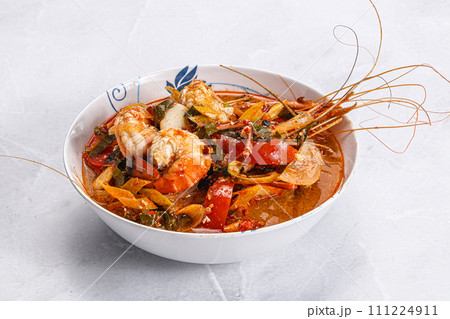 Thai traditional Tom Yum soup 111224911