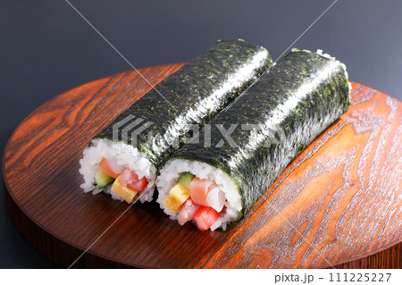 恵方巻き 恵方巻き 111225227