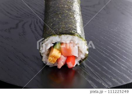 恵方巻き 恵方巻き 111225249