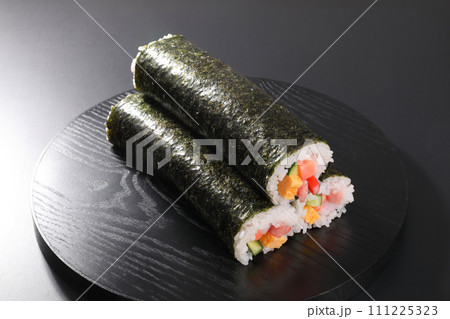 恵方巻き 恵方巻き 111225323
