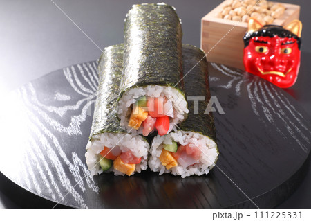 恵方巻き 恵方巻き 111225331