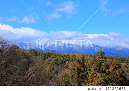 愛媛県 西条市 石鎚山サービスエリアから見る風景 愛媛県 西条市 石鎚山サービスエリアから見る風景 111225671