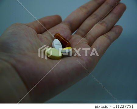 pill03 111227751