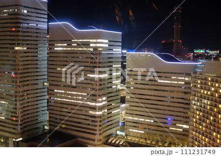 都会の夜の風景 都会の夜の風景 111231749
