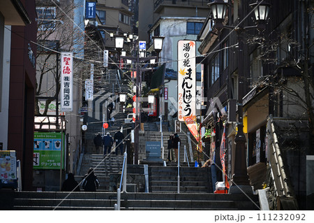 伊香保温泉　石段街の風景 111232092