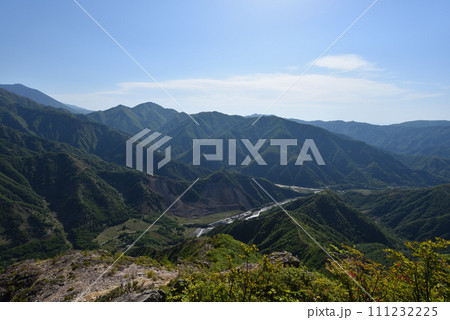 中倉山と沢入山、孤高のブナに出会う栃木県 111232225