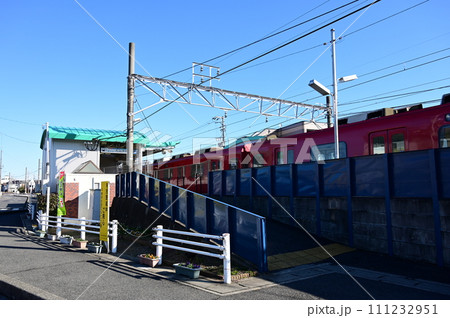 大山寺駅の下り駅舎（名古屋鉄道犬山線） 111232951