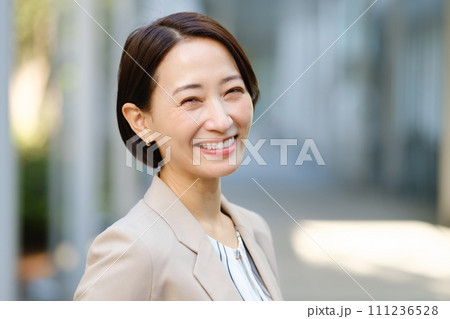 オフィスカジュアル 女性 ビジネス オフィスカジュアル 女性 ビジネス 111236528