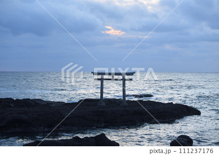 大洗の鳥居、茨城県 大洗の鳥居、茨城県 111237176
