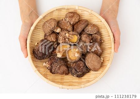 干し椎茸 111238179