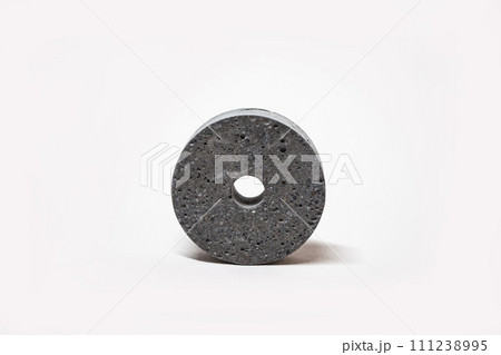 石のお金 111238995