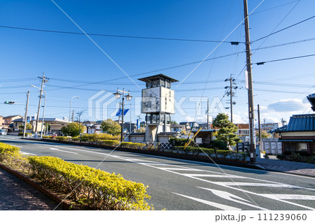 磐田市の東海道五十三次の28番目の宿場である見付宿の風景(静岡県) 111239060
