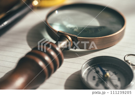 ルーペのあるシーン ルーペのあるシーン 111239205