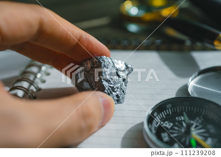 コンセプチュアルなイメージフォト コンセプチュアルなイメージフォト 111239208