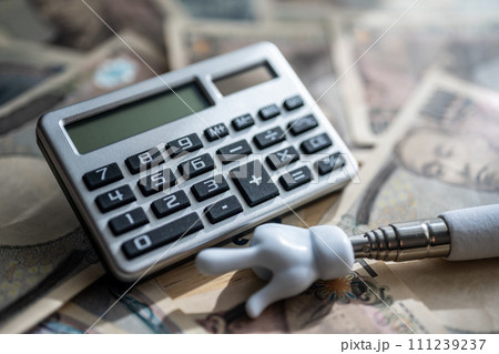 単語カードで学習のクローズアップフォト 111239237