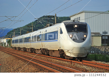 北陸本線　津幡ー森本　JR西日本　681系　T07編成（金沢）　サンダーバード 111244532