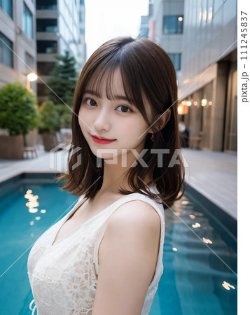 白ドレスを着て微笑むロングヘアの女性「AI生成画像」 白ドレスを着て微笑むロングヘアの女性「AI生成画像」 111245837