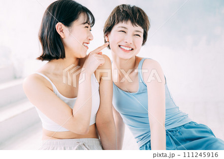 若い女性のビューティーイメージ 若い女性のビューティーイメージ 111245916